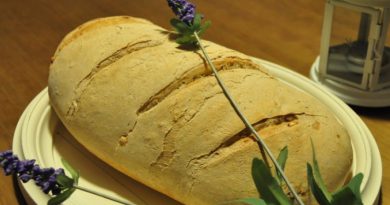 Pan casero recién cocinado con masa madre