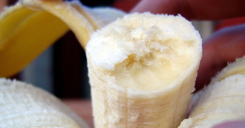 Plátano, fruta fácil de pelar