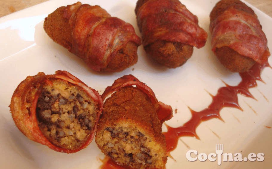 Croquetas de morcilla de arroz crujientes