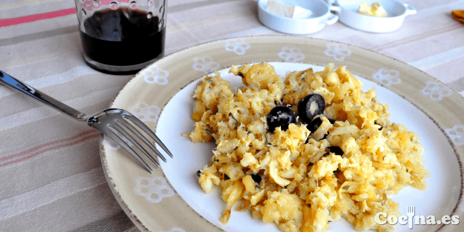 Receta del bacalao dorado portugués casero.