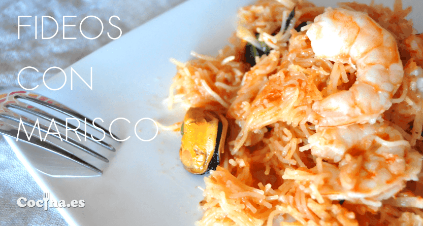 fideos con mariscos