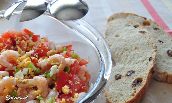 Salpicón de gambas para llevar a la piscina