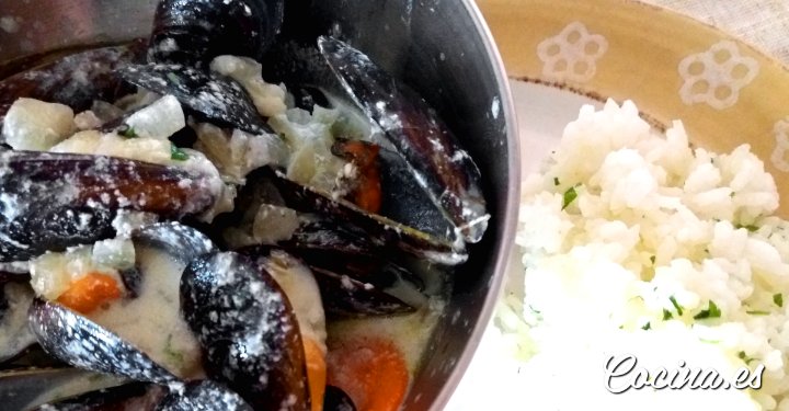 Mejillones en salsa belga