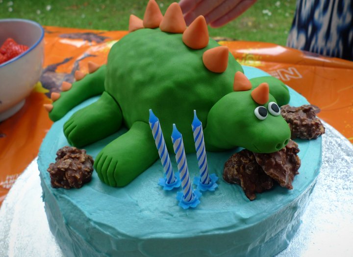 Tarta de Cumpleaños Dinosaurio