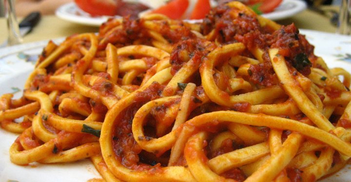 Espaguetis con Chorizo - Recetas de Espaguetis Fáciles y Rápidas