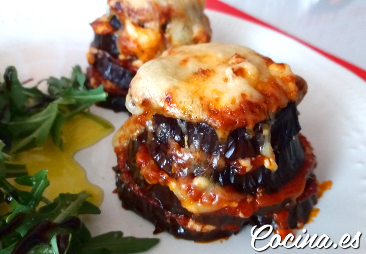 Berenjenas al Horno con tomate Frito y Queso