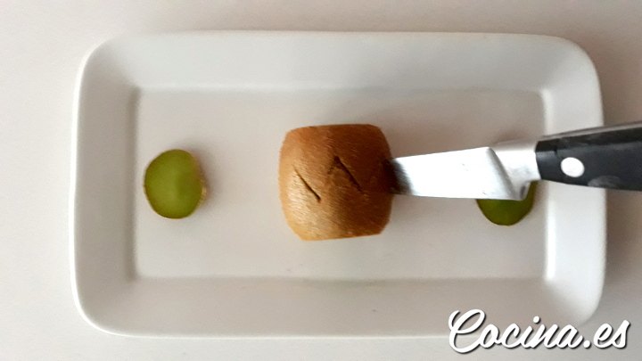 Cómo hacer Flores con Kiwis