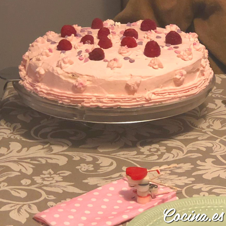 Tarta de Cumpleaños para Niñas Fácil y Bonita