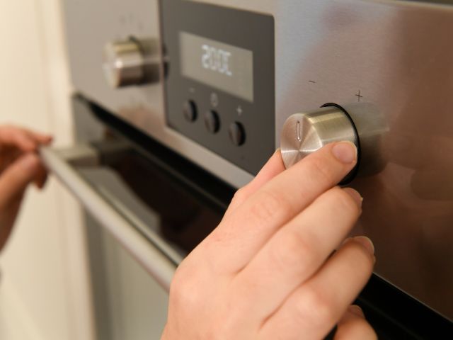 Cuándo usar calor arriba, calor abajo o calor arriba y abajo en el horno