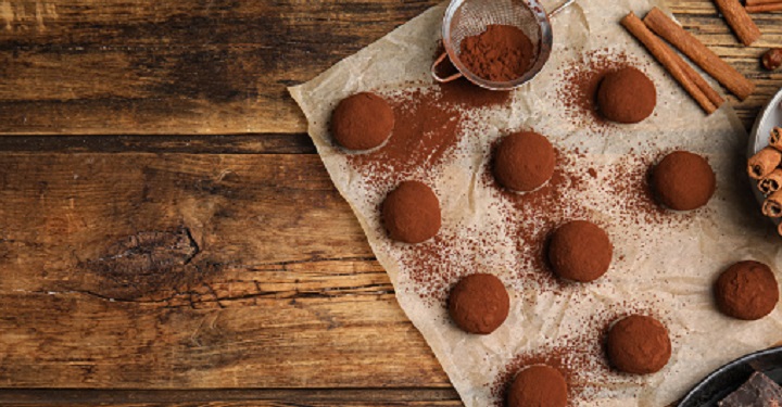 Cómo preparar trufas de chocolate con crema de leche